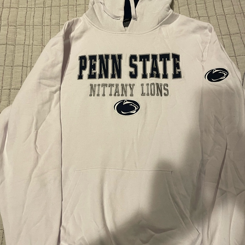 Colosseum Black and White Penn State Men's Hoodie